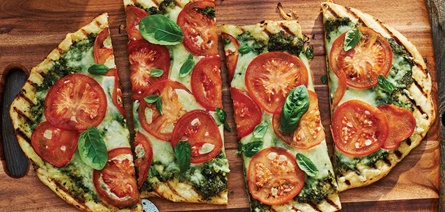 Grilled Naan Pizza with Arugula Pesto & Tomatoes