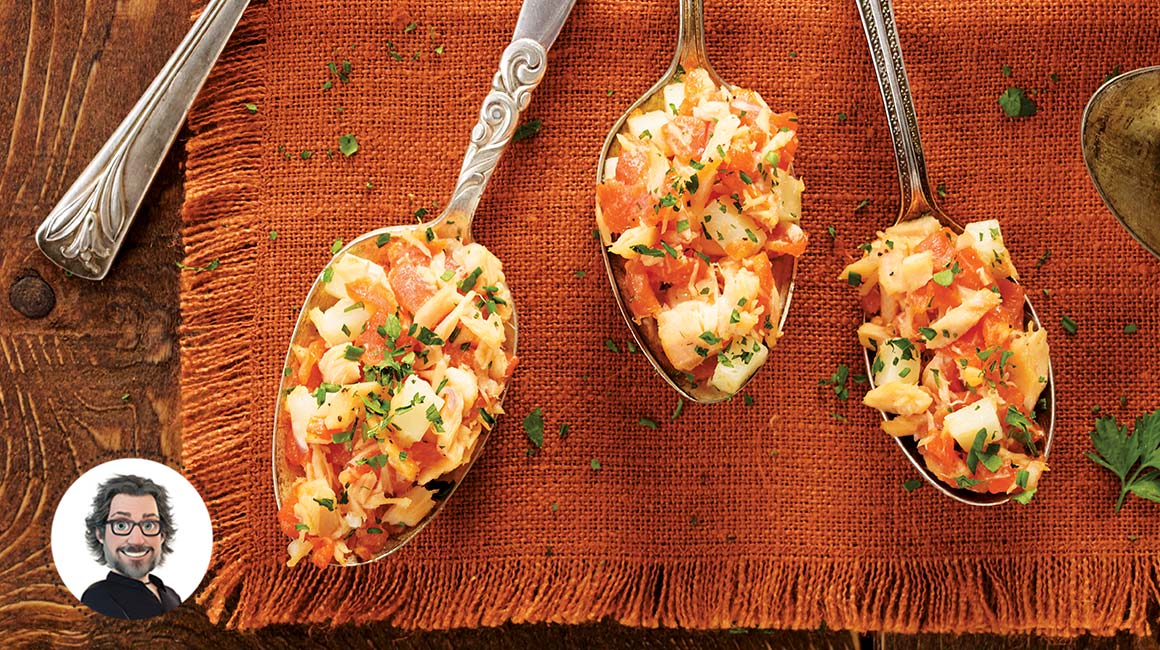 Spanish-style two-salmon appetizer spoons