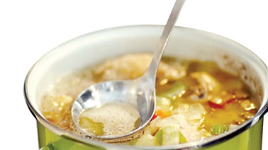 Bouillon de poulet maison