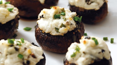 Chapeaux de champignons farcis au fromage de chèvre