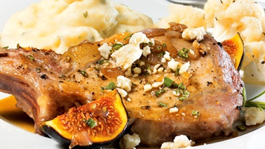 Pork chops with fig sauce