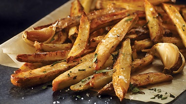 Oven-baked tarragon fries