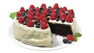 Gluten-free chocolate cake with cream cheese 