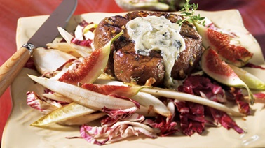 Top sirloin beef medallions with blue cheese
