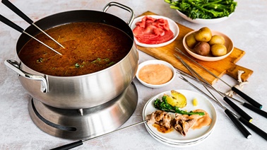 Bouillon à fondue au vin rouge