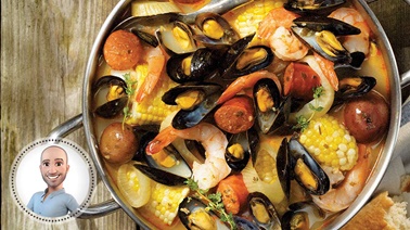 Casserole de moules, de maïs et de crevettes de Stefano Faita