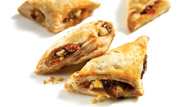 Apple and spanish cheese turnovers