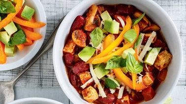 Chili au tofu et salade d'avocat de Ricardo