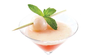 Litchi cocktail