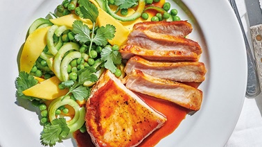 Sweet and sour pork chops with peas, cucumber and mango by Ricardo