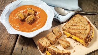 Cream of tomato soup and grilled cheese cubes