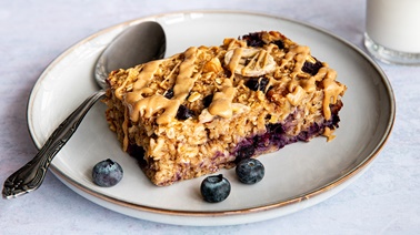Oat Breakfast Squares with Blueberries, Bananas, Nuts and Peanut Butter