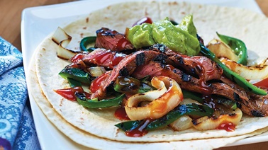 Spicy steak fajita