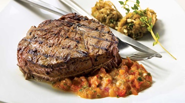 Beef medallions with provençal sauce and eggplant caviar