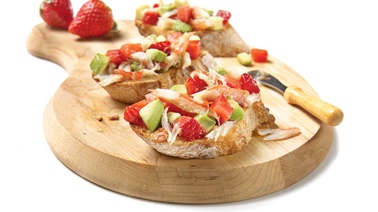 Crab, avocado, and strawberry medley