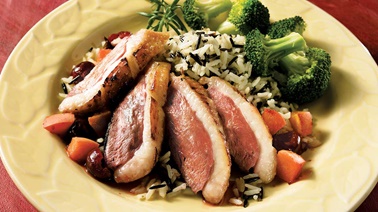 Duck breasts and papillote of sweet and sour fruit