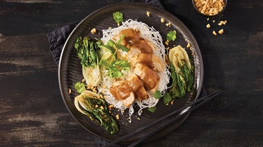 Chicken breasts and peanut sauce