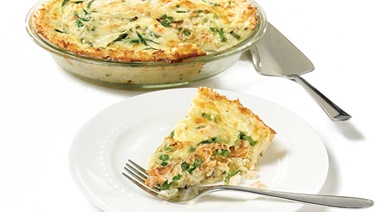 Smoked salmon and asparagus quiche with rice crust