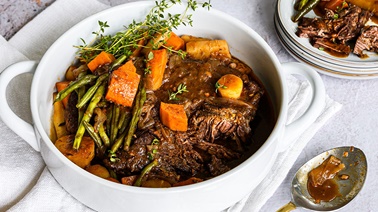 Blade roast with red wine and root vegetables
