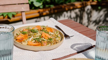 Salade de lentilles au fenouil et au saumon fumé par Tougo