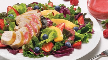 Salade de poulet aux parfums de fruits