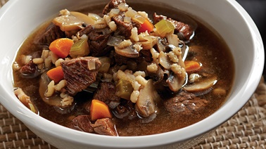 Hearty beef & vegetable soup 