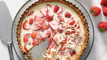 White Chocolate and Strawberry Pie on Graham Crust