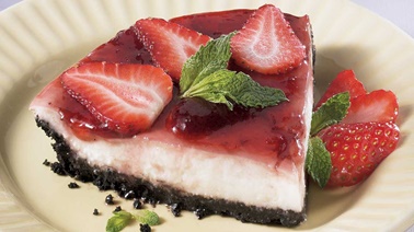 Yogurt, Ricotta and Strawberry Pie