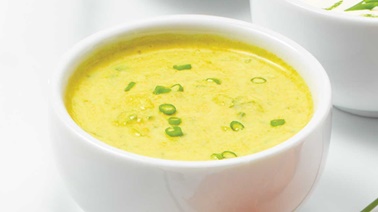 Fresh Yellow Curry and Ginger Dip