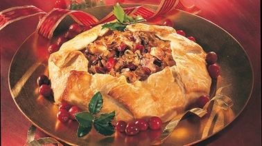 Country-Style Chicken Pie with Onions