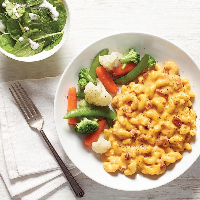 Macaroni & cheese + vegetables + green salad + ranch dressing