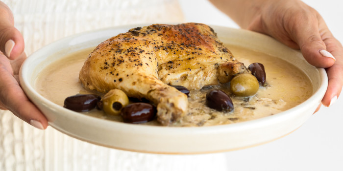 Chicken leg with olives & lemon