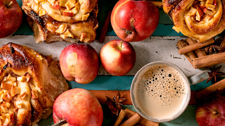 8 different recipes to make with apples