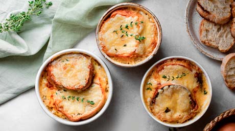 Comment cuisiner une bonne soupe à l’oignon maison