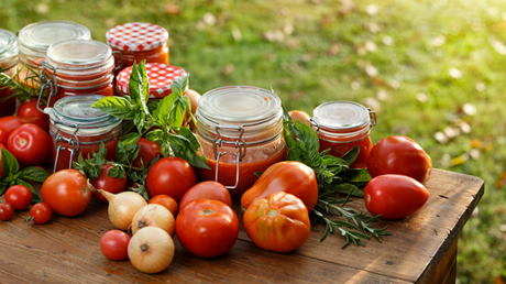 The Secrets Behind a Good Homemade Tomato Sauce